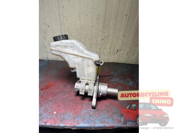 Gebruikte Hoofdremcilinder Opel Corsa D 1.3 CDTi 16V ecoFLEX Prijs € 25,00 Margeregeling aangeboden door Autorecycling Chino B.V.
