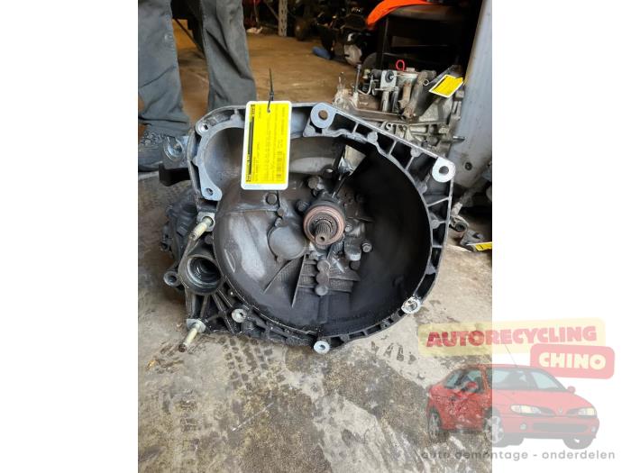 Gebruikte Versnellingsbak Alfa Romeo GT (937) 2.0 JTS 16V Prijs € 125,00 Margeregeling aangeboden door Autorecycling Chino B.V.