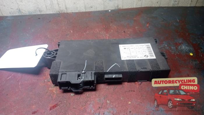 Gebruikte Comfort Module Mini Mini (R56) 1.6 16V Cooper Prijs € 35,00 Margeregeling aangeboden door Autorecycling Chino B.V.