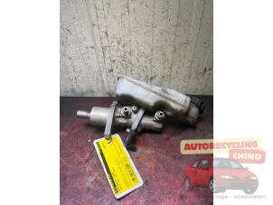 Gebruikte Hoofdremcilinder Volvo C30 (EK/MK) 1.6 D 16V Prijs € 25,00 Margeregeling aangeboden door Autorecycling Chino B.V.