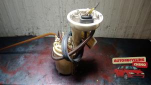 Gebruikte Benzinepomp Audi A4 Avant (B6) 2.0 20V Prijs € 50,00 Margeregeling aangeboden door Autorecycling Chino B.V.