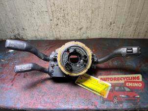 Gebruikte Combischakelaar Stuurkolom Audi A4 Avant (B6) 2.0 20V Prijs € 35,00 Margeregeling aangeboden door Autorecycling Chino B.V.