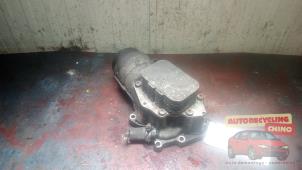 Gebruikte Oliefilterhuis Citroen Nemo (AA) 1.4 HDi 70 Prijs € 50,00 Margeregeling aangeboden door Autorecycling Chino B.V.