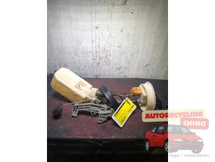 Gebruikte Benzinepomp Nissan Micra (K11) 1.3 LX,SLX 16V Prijs € 35,00 Margeregeling aangeboden door Autorecycling Chino B.V.