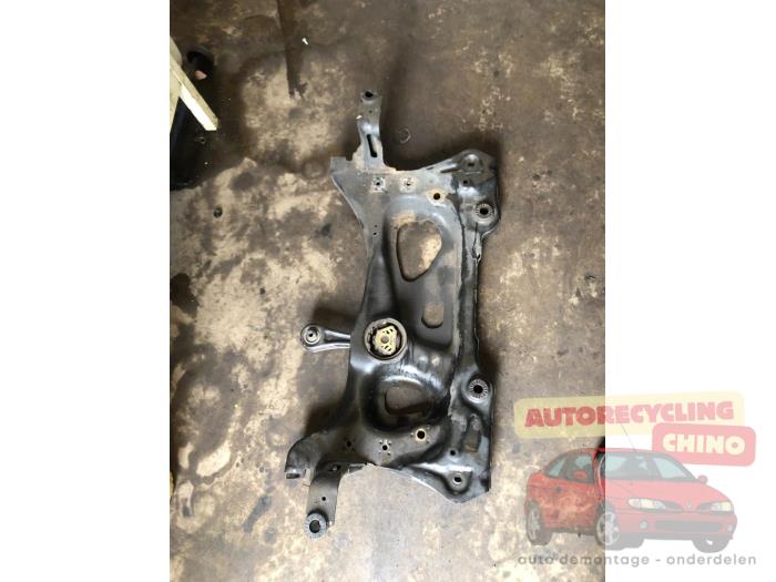 Gebruikte Subframe Seat Leon (5FB) 1.2 TSI Ecomotive 16V Prijs € 100,00 Margeregeling aangeboden door Autorecycling Chino B.V.