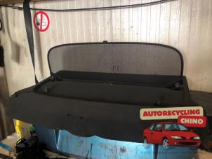 Gebruikte Hoedenplank Audi A3 Sportback (8PA) 1.6 FSI 16V Prijs € 100,00 Margeregeling aangeboden door Autorecycling Chino B.V.