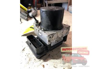 Gebruikte ABS Pomp Volkswagen Polo IV (9N1/2/3) 1.4 TDI 80 Prijs € 60,00 Margeregeling aangeboden door Autorecycling Chino B.V.