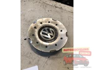 Gebruikte Naafkapje Volkswagen Golf V (1K1) 1.6 FSI 16V Prijs € 15,00 Margeregeling aangeboden door Autorecycling Chino B.V.