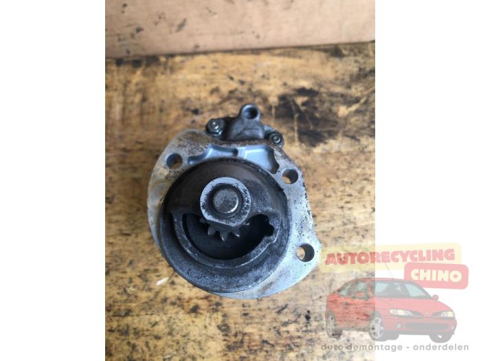 Startmotor van een Fiat Panda/Pandina (312) 0.9 TwinAir 65 2014