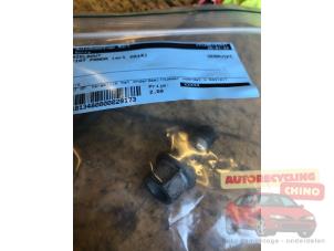 Gebruikte Wielbout Fiat Panda/Pandina (312) 0.9 TwinAir 60 Prijs € 2,50 Margeregeling aangeboden door Autorecycling Chino B.V.