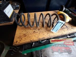 Gebruikte Schroefveer achter Citroen Jumpy (BS/BT/BY/BZ) 1.9Di Prijs € 20,00 Margeregeling aangeboden door Autorecycling Chino B.V.