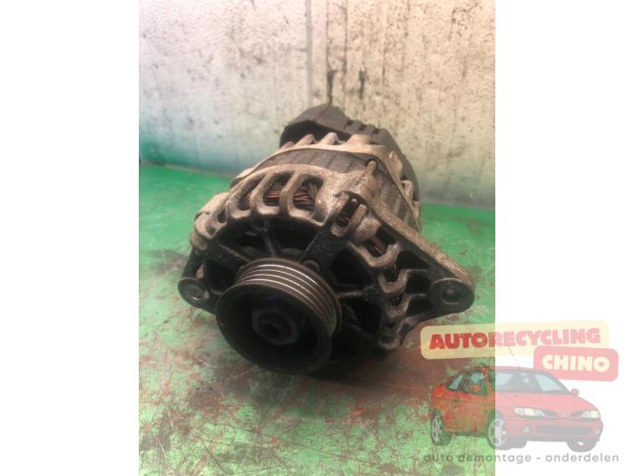 Gebruikte Dynamo Hyundai i10 (F5) 1.1i 12V Prijs € 40,00 Margeregeling aangeboden door Autorecycling Chino B.V.
