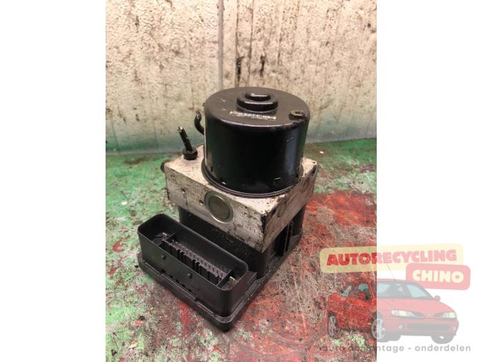 Gebruikte ABS Pomp Seat Leon (1M1) 1.4 16V Prijs € 40,00 Margeregeling aangeboden door Autorecycling Chino B.V.