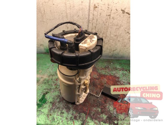 Gebruikte Benzinepomp Seat Leon (1M1) 1.4 16V Prijs € 35,00 Margeregeling aangeboden door Autorecycling Chino B.V.