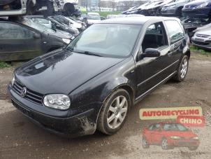 Gebruikte Motor Volkswagen Golf IV (1J1) 1.6 16V Prijs € 300,00 Margeregeling aangeboden door Autorecycling Chino B.V.