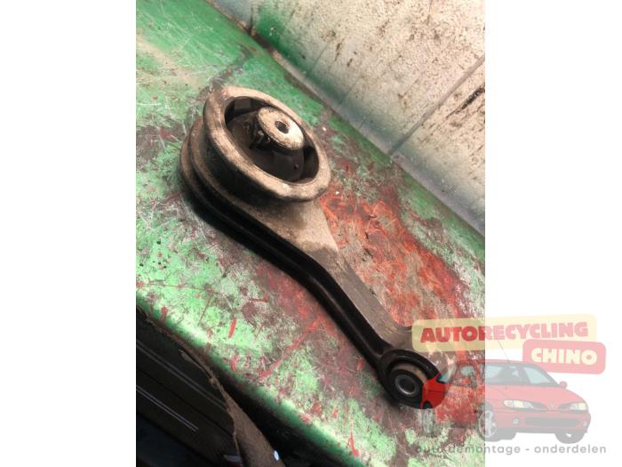 Gebruikte Motorrubber Ford Fiesta 4 1.8 Di Prijs € 20,00 Margeregeling aangeboden door Autorecycling Chino B.V.
