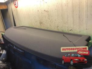 Gebruikte Hoedenplank Audi A1 Sportback (8XA/8XF) 1.4 TDI Ultra 12V Prijs € 100,00 Margeregeling aangeboden door Autorecycling Chino B.V.