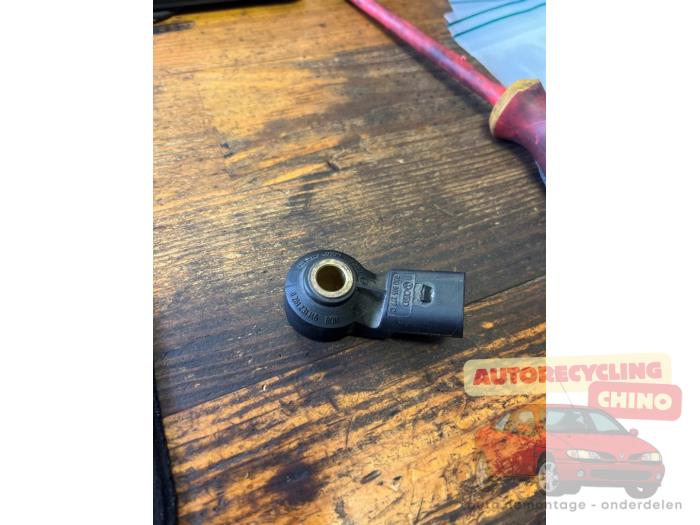Pingelsensor van een Volkswagen Polo V (6R) 1.2 TDI 12V BlueMotion 2011