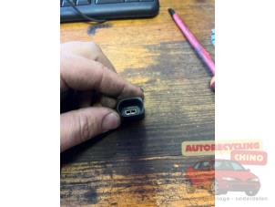 Pingelsensor van een Volkswagen Polo V (6R) 1.2 TDI 12V BlueMotion 2011