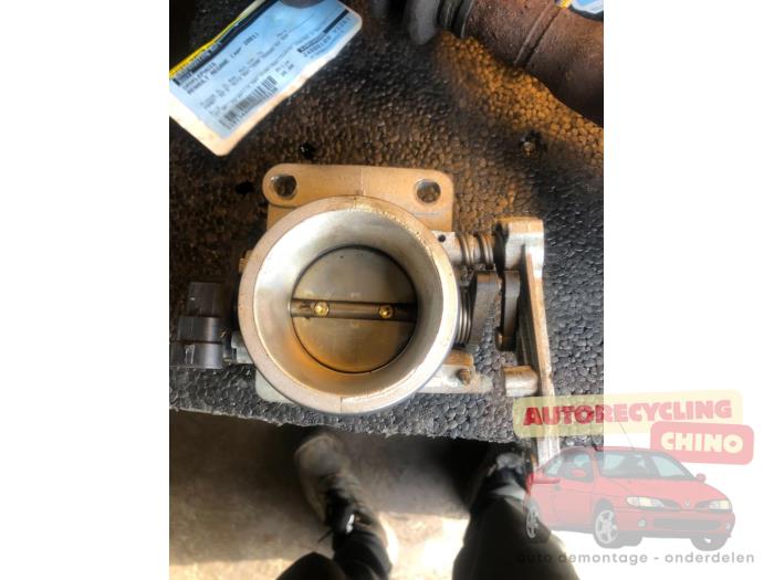 Gebruikte Gasklephuis Renault Megane (BA) 1.6 16V Prijs € 35,00 Margeregeling aangeboden door Autorecycling Chino B.V.
