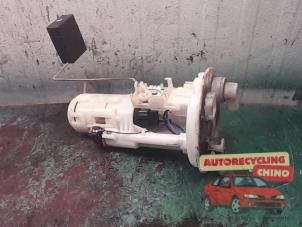 Gebruikte Benzinepomp Daihatsu Sirion 2 (M3) 1.3 16V DVVT Prijs € 50,00 Margeregeling aangeboden door Autorecycling Chino B.V.