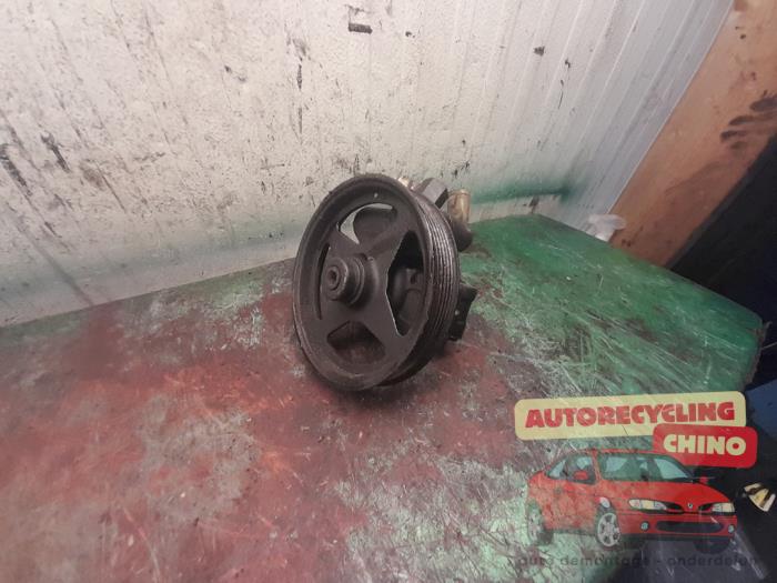 Gebruikte Servopomp Ford Usa Thunderbird 4.6 V8 LX Prijs € 75,00 Margeregeling aangeboden door Autorecycling Chino B.V.