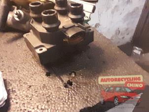 Gebruikte Bobine Ford Usa Thunderbird 4.6 V8 LX Prijs € 50,00 Margeregeling aangeboden door Autorecycling Chino B.V.