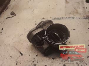 Gebruikte Gasklephuis Volkswagen Golf V (1K1) 2.0 TDI 16V Prijs € 50,00 Margeregeling aangeboden door Autorecycling Chino B.V.