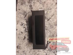 Gebruikte Display Interieur Citroen C3 (SC) 1.4 Prijs € 35,00 Margeregeling aangeboden door Autorecycling Chino B.V.