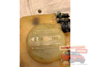 Gebruikte Expansievat Peugeot 807 2.2 HDiF 16V Prijs € 26,00 Margeregeling aangeboden door Autorecycling Chino B.V.