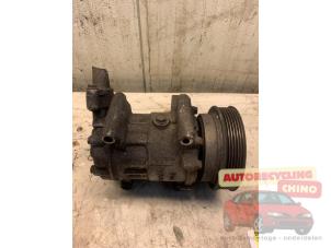 Gebruikte Aircopomp Renault Kangoo Express (FW) 1.5 dCi 105 FAP Prijs € 75,00 Margeregeling aangeboden door Autorecycling Chino B.V.