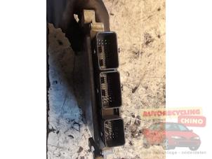 Gebruikte Computer Motormanagement Renault Clio III (BR/CR) 1.5 dCi FAP Prijs € 75,00 Margeregeling aangeboden door Autorecycling Chino B.V.