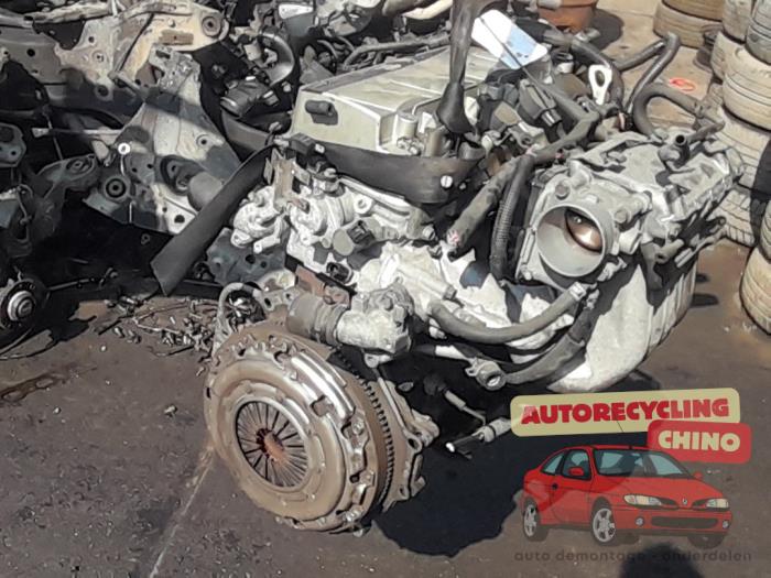 Gebruikte Motor Mitsubishi Grandis (NA) 2.4 16V MIVEC Prijs € 300,00 Margeregeling aangeboden door Autorecycling Chino B.V.