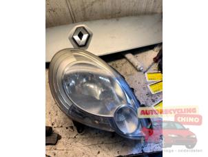 Gebruikte Koplamp rechts Renault Kangoo Express (FW) 1.5 dCi 105 FAP Prijs € 60,00 Margeregeling aangeboden door Autorecycling Chino B.V.