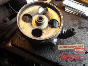 Gebruikte Servopomp Peugeot Expert (G9) 1.6 HDi 90 Prijs € 45,00 Margeregeling aangeboden door Autorecycling Chino B.V.