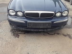 Gebruikte Voorbumper Jaguar X-type 2.5 V6 24V Prijs € 150,00 Margeregeling aangeboden door auto recycling bart
