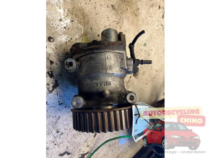 Gebruikte Hogedrukpomp Renault Clio III (BR/CR) 1.5 dCi FAP Prijs € 140,00 Margeregeling aangeboden door Autorecycling Chino B.V.