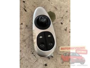 Gebruikte Schakelaar Elektrisch Raam Ford Puma 1.7 16V Prijs € 15,00 Margeregeling aangeboden door Autorecycling Chino B.V.