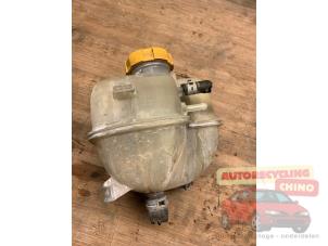 Gebruikte Expansievat Opel Vectra C GTS 1.8 16V Prijs € 20,00 Margeregeling aangeboden door Autorecycling Chino B.V.