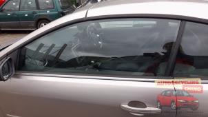 Gebruikte Portierruit 2Deurs links Ford Focus 2 C+C 2.0 16V Prijs € 50,00 Margeregeling aangeboden door Autorecycling Chino B.V.