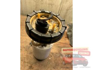 Gebruikte Dieselpomp Audi A1 Sportback (8XA/8XF) 1.4 TDI Ultra 12V Prijs € 70,00 Margeregeling aangeboden door Autorecycling Chino B.V.