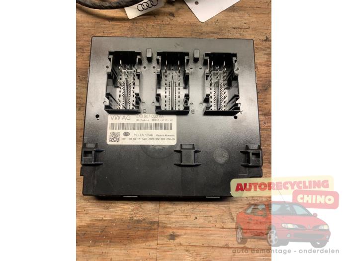 Computer Body Control van een Audi A1 Sportback (8XA/8XF) 1.4 TDI Ultra 12V 2015