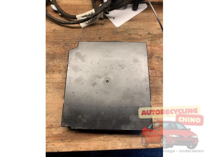 Computer Body Control van een Audi A1 Sportback (8XA/8XF) 1.4 TDI Ultra 12V 2015