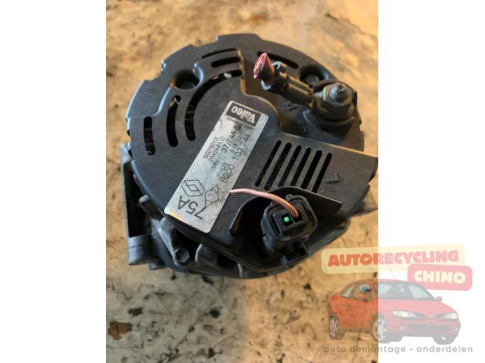 Gebrauchte Dynamo Renault Scénic I (JA) 1.4 16V Preis € 35,00 Margenregelung angeboten von Autorecycling Chino B.V.