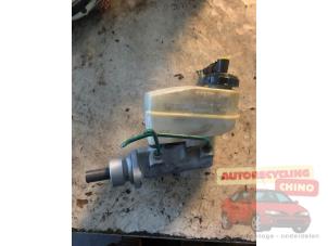 Gebruikte Hoofdremcilinder Renault Scénic I (JA) 1.4 16V Prijs € 25,00 Margeregeling aangeboden door Autorecycling Chino B.V.