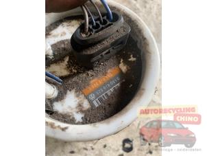 Gebruikte Benzinepomp Volkswagen Fox (5Z) 1.2 Prijs € 35,00 Margeregeling aangeboden door Autorecycling Chino B.V.