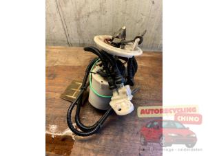 Gebruikte Benzinepomp Jaguar X-type 2.5 V6 24V Prijs € 70,00 Margeregeling aangeboden door Autorecycling Chino B.V.