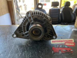 Gebruikte Dynamo Nissan Micra (K11) 1.0 L,LX 16V Prijs € 30,00 Margeregeling aangeboden door Autorecycling Chino B.V.