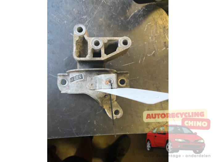 Gebruikte Motorrubber Fiat 500 (312) 1.4 16V Prijs € 20,00 Margeregeling aangeboden door Autorecycling Chino B.V.