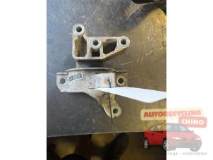 Gebruikte Motorrubber Fiat 500 (312) 1.4 16V Prijs € 20,00 Margeregeling aangeboden door Autorecycling Chino B.V.